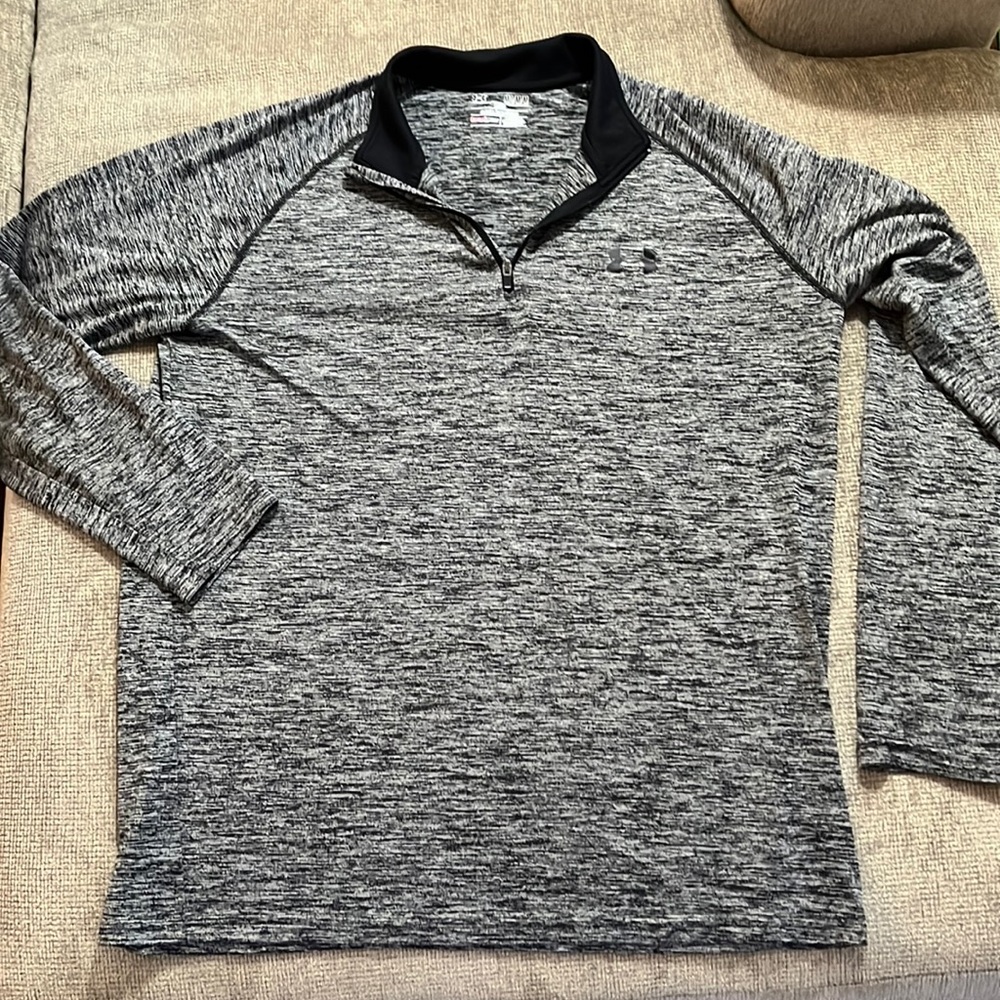 Under Armour Loose Fit Quarter Zip